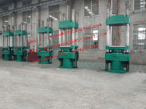 600 Ton four column Hydraulic Press
